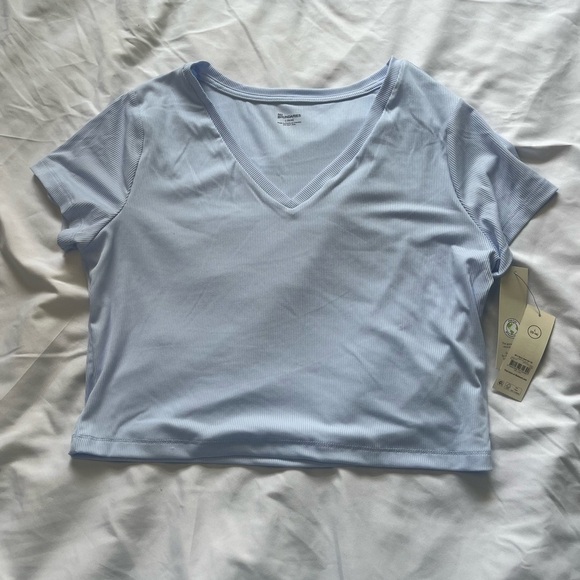 No Boundaries Blue Fitted Crop T-Shirt - Picture 1 of 6